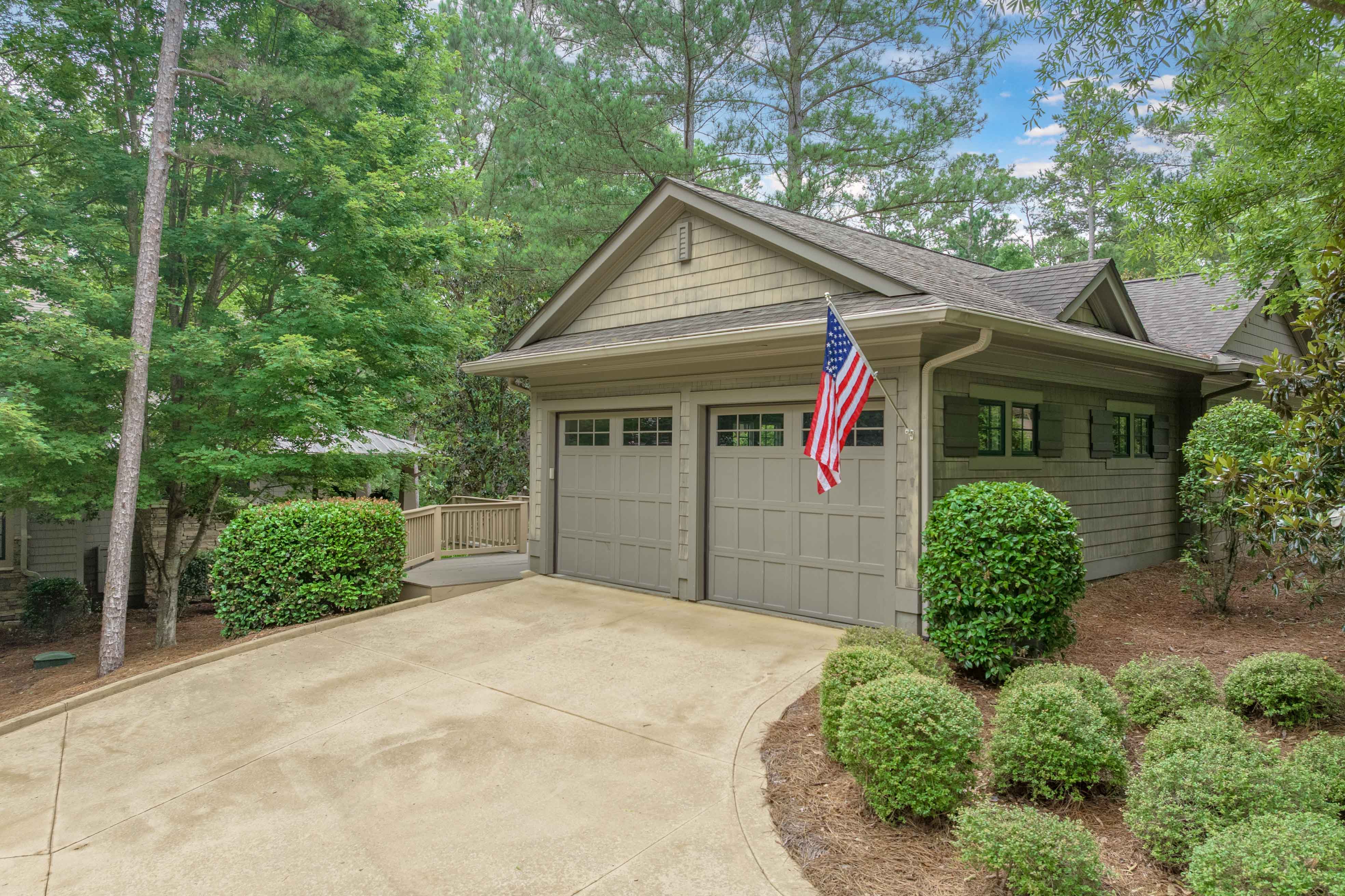 1020 Sallie's View image 46